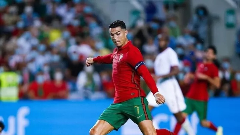 Không chỉ thành tích ghi bàn số 1, Ronaldo cũng là một chân chuyền cừ khôi Không chỉ thành tích ghi bàn số 1, Ronaldo cũng là một chân chuyền cừ khôi
